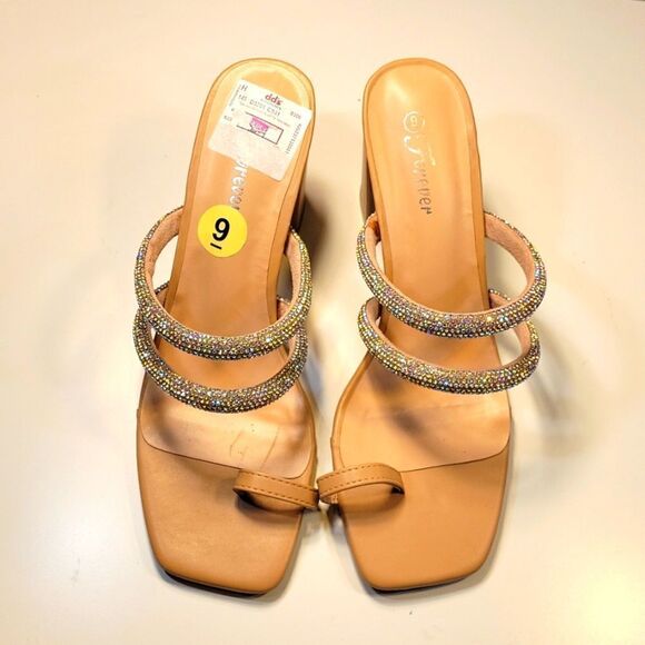 BRAND NEW FOREVER SLIPPERS   PEEP TOE DOUBLE STRAP GLITTER EMBROIDERY SANDAL - Picture 2 of 16